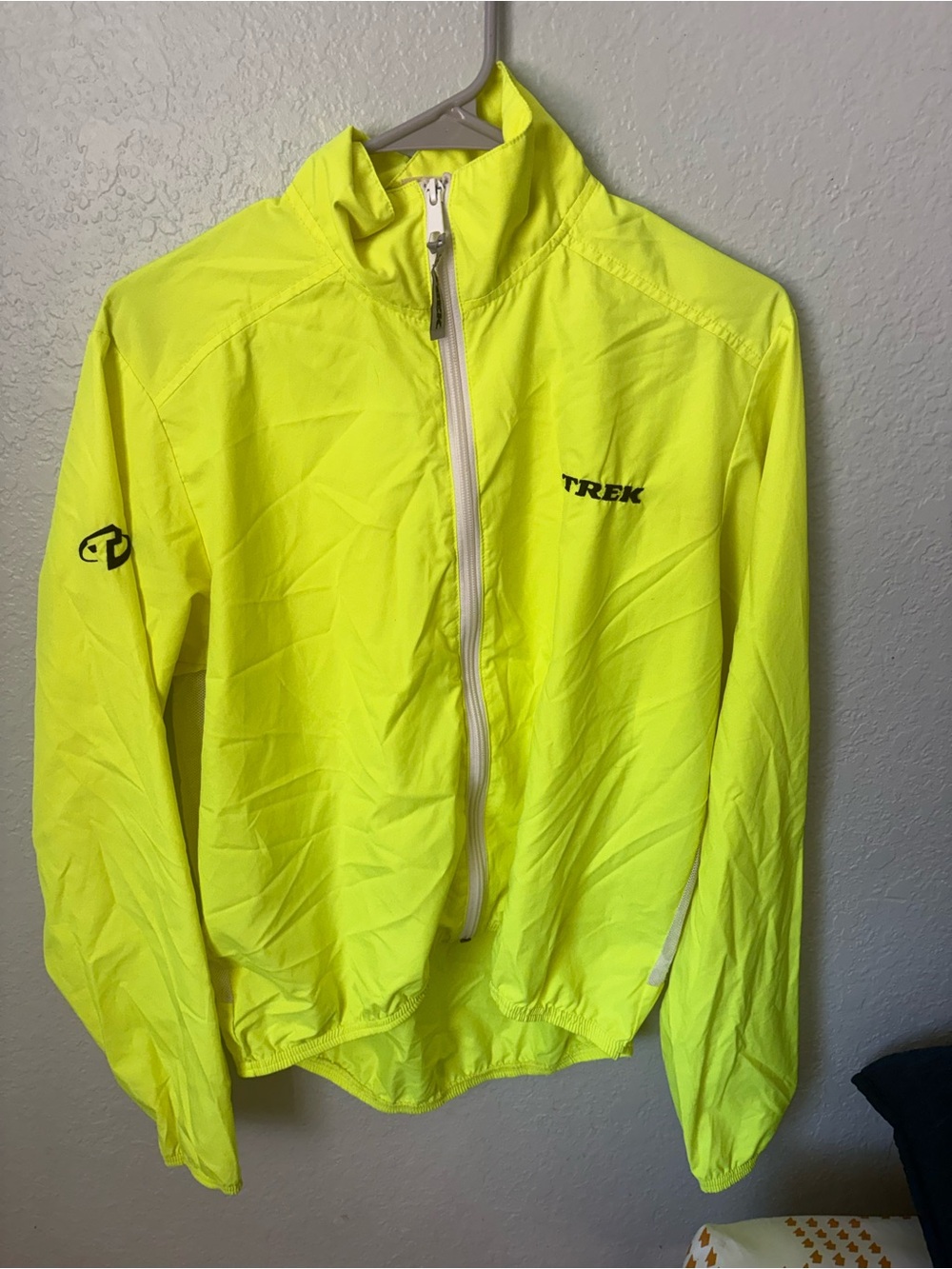Trek Men's High-Visibility Yellow Windbreaker Jacket